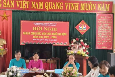 TRƯỜNG TIỂU HỌC TÂN KHÁNH LONG TRỌNG TỔ CHỨC HỘI NGHỊ CÔNG NHÂN VIÊN CHỨC